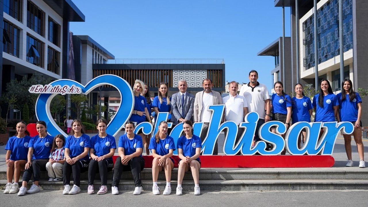 Ortahisar Belediyespor Yeni Sezona 15 Oyuncu ile Hazırlanıyor