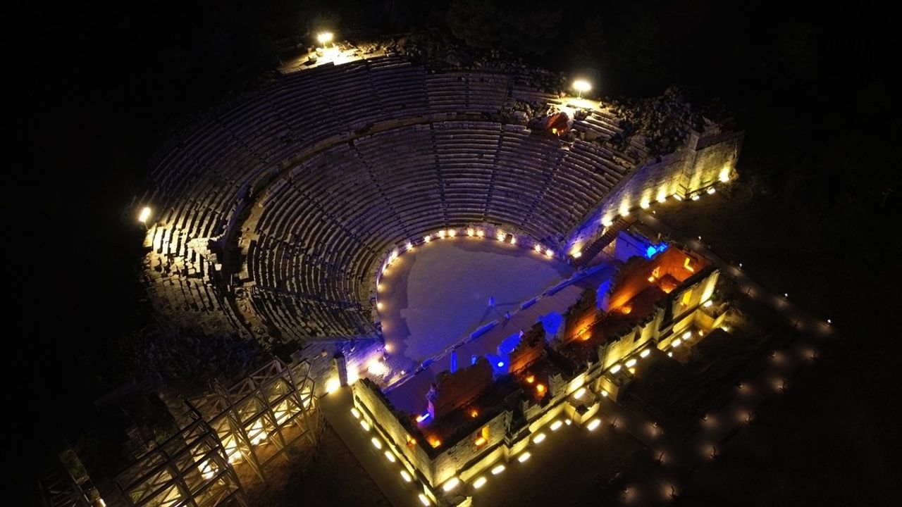 Patara Antik Kenti: Gece Müze Deneyimi ile Tarihi Bir Yolculuk