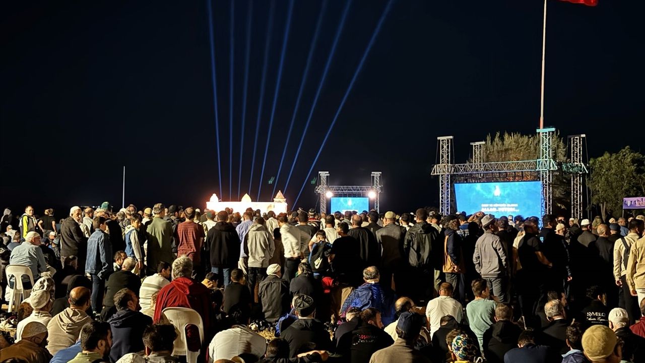 Prof. Dr. Mahmud Esad Coşan'ın 90. Doğum Yıldönümü Çanakkale'de Kutlandı