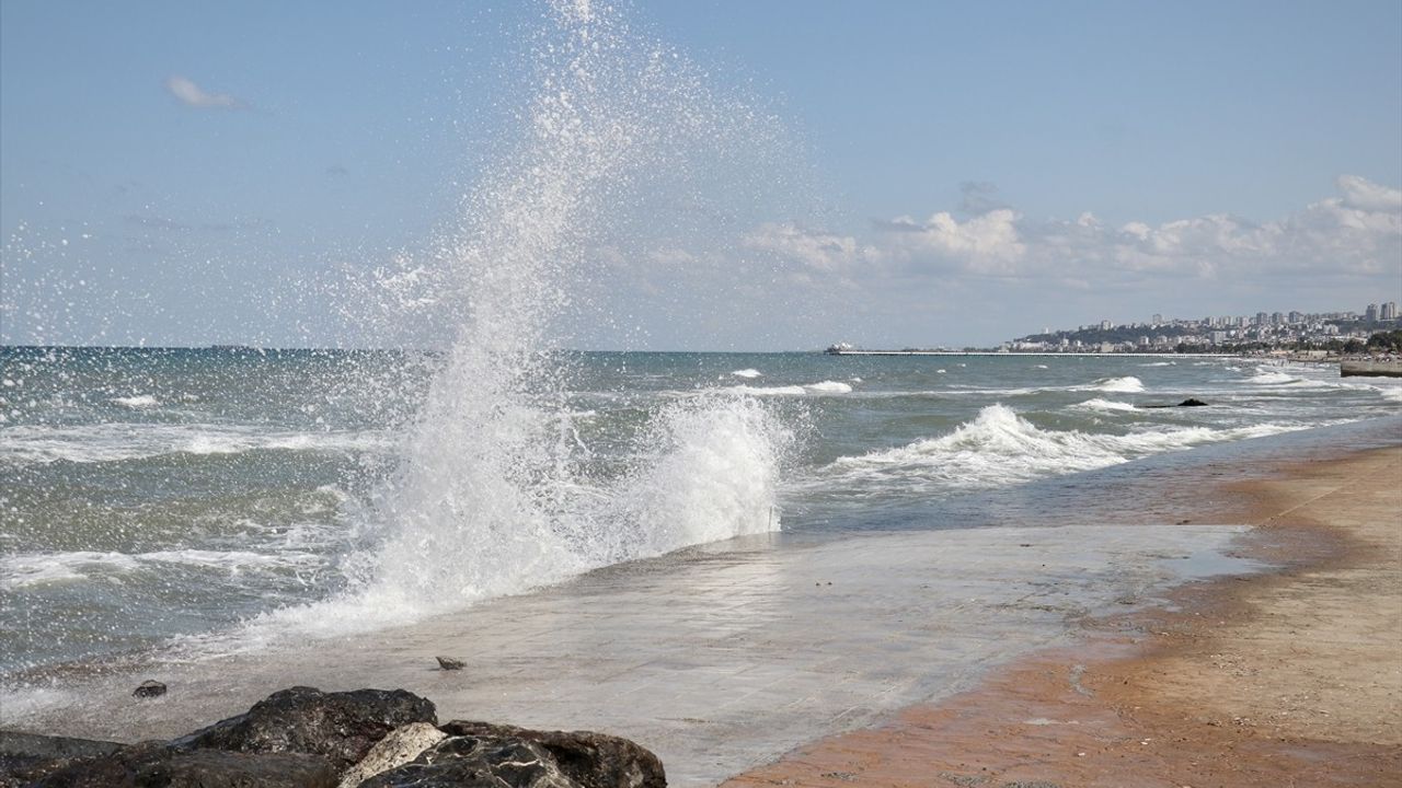 Samsun'da Hava Koşulları Nedeniyle Denize Girilmemesi Uyarısı