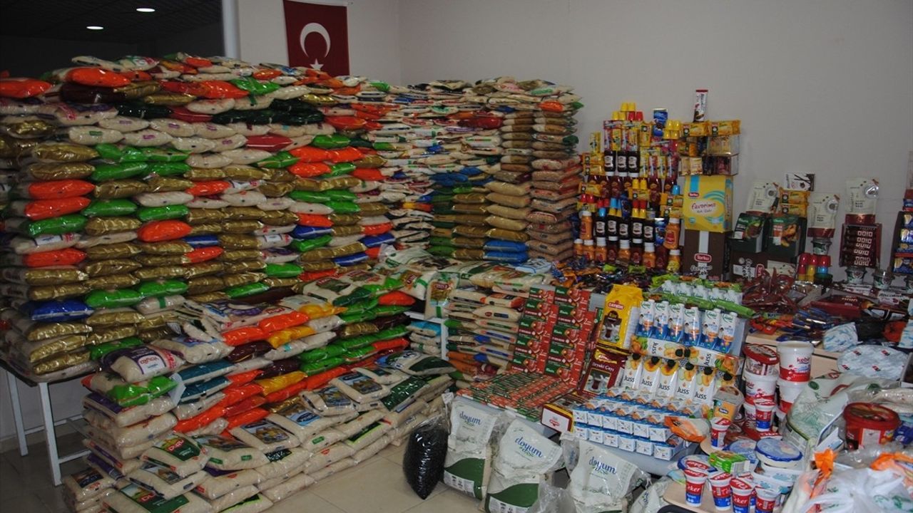 Şanlıurfa'da 2 Ton Kurtlanmış Pirinç ve Son Kullanma Tarihi Geçmiş Gıda Ürünleri Ele Geçirildi