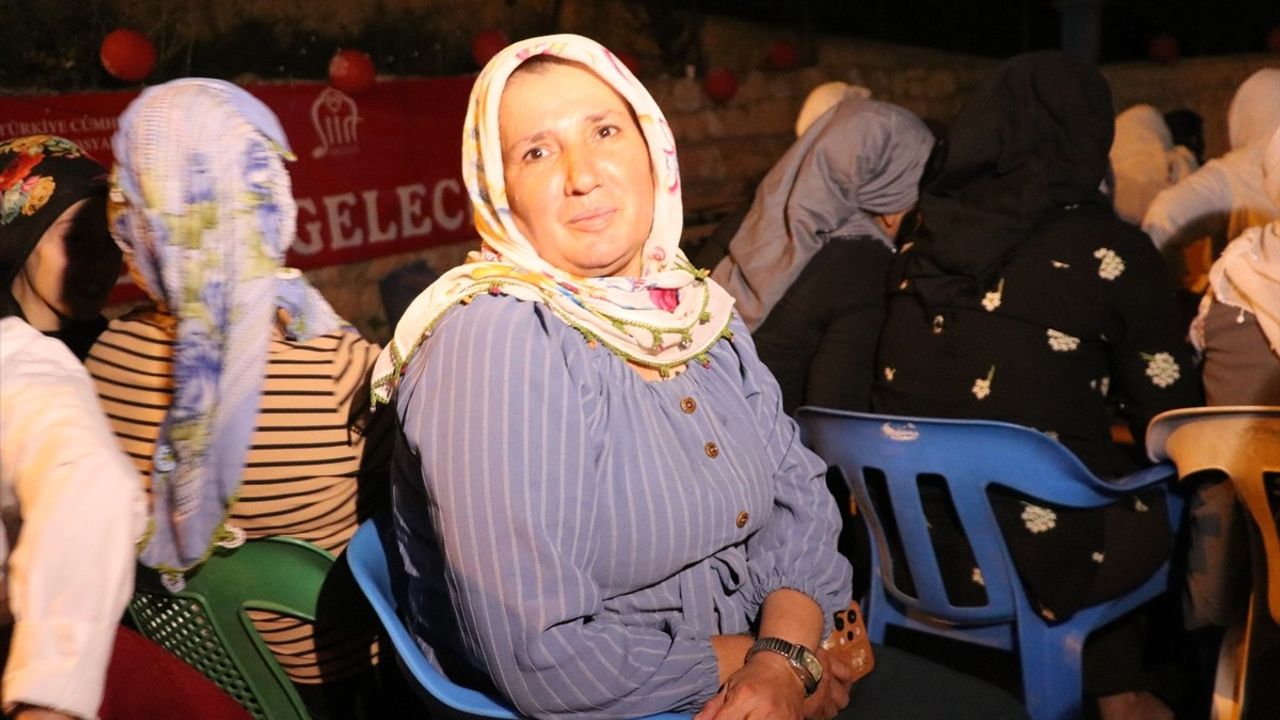 Siirt'te Yıldızların Altında Aile Sineması