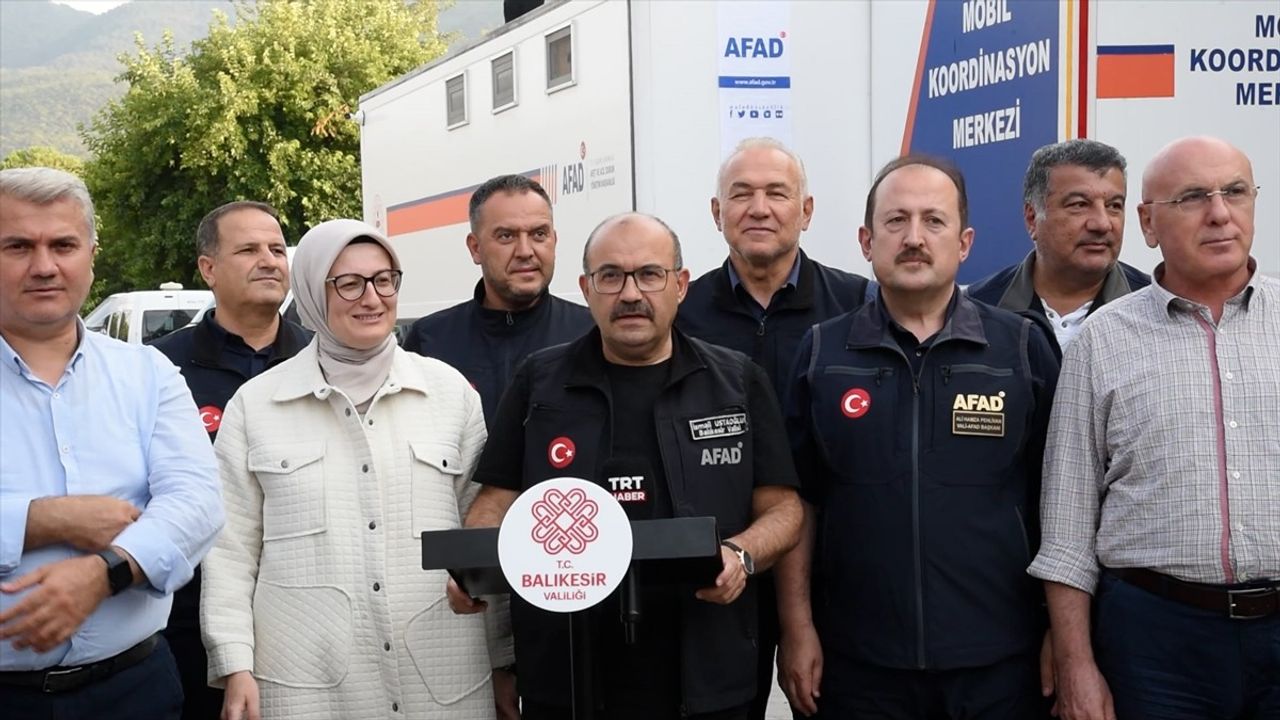 Sındırgı Depreminde AFAD ve Vali'den Açıklamalar