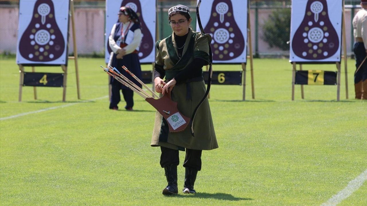 Sivas'ta Gençler ve Büyükler Açık Hava Puta Türkiye Şampiyonası Başladı
