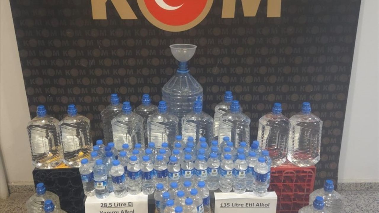Sivas'ta Sahte İçki Operasyonu: 163,5 Litre Ele Geçirildi