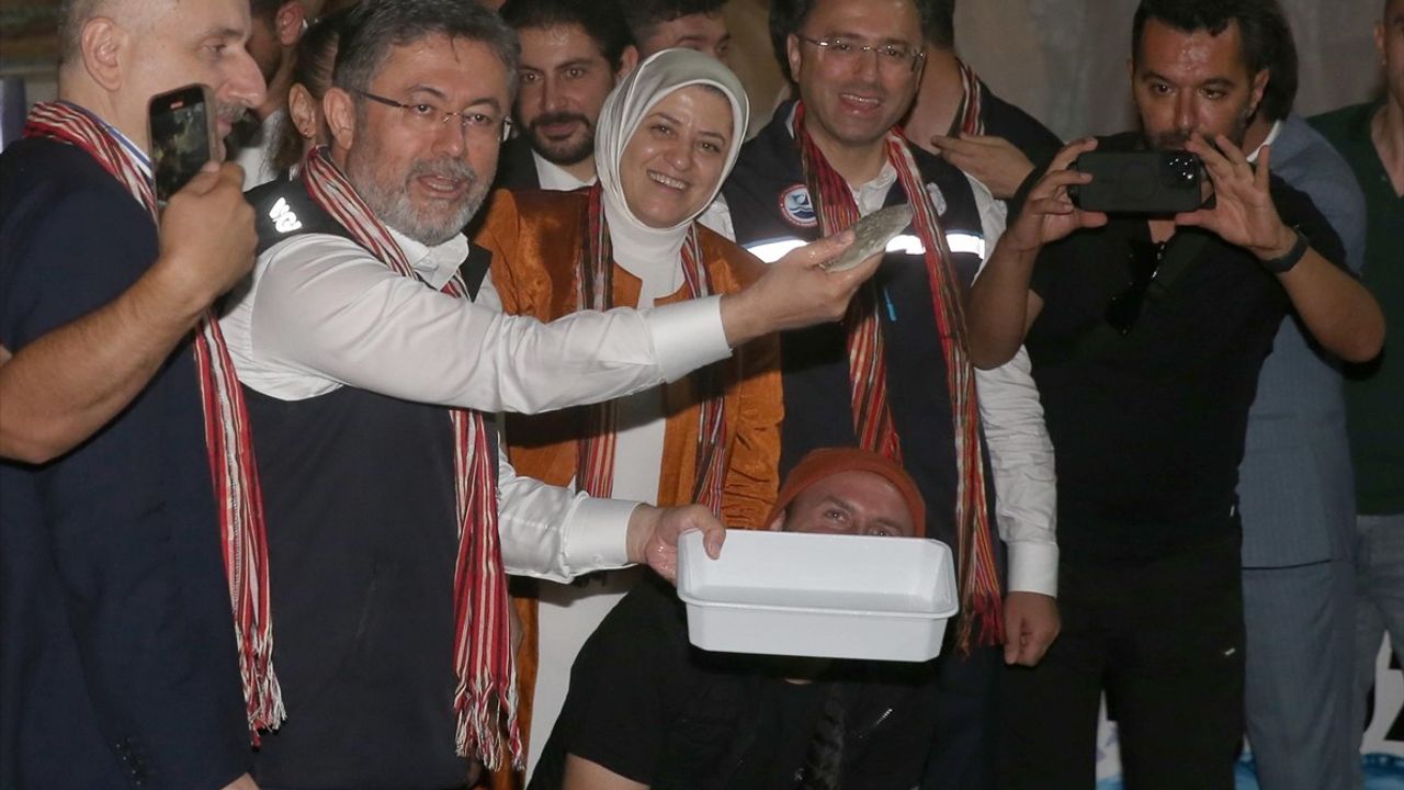 Su Ürünleri Av Sezonu Açılışı: Bakan Yumaklı'dan Destek Müjdeleri