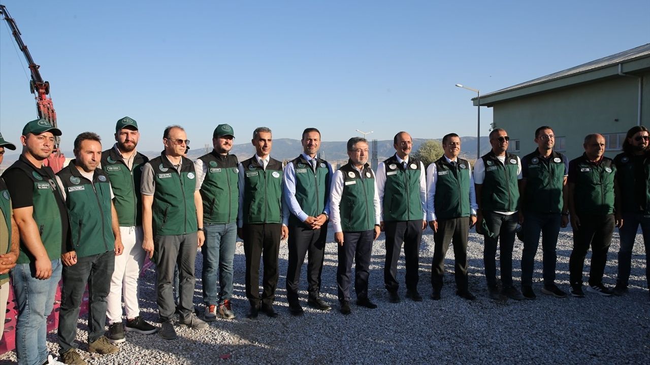Tarım ve Orman Bakanı Yumaklı'dan Belediyelere Su Yönetimi Uyarısı