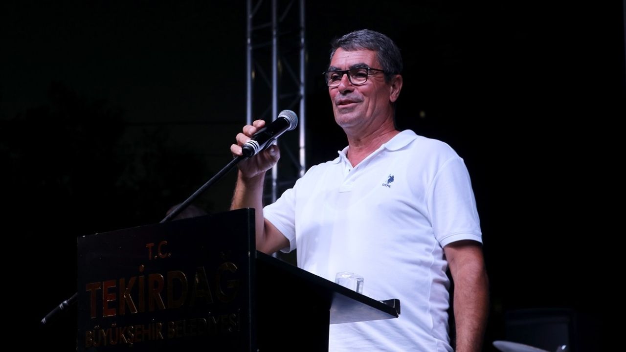 Tekirdağ'da Balıkçılar Av Sezonuna Dualarla Uğurlandı