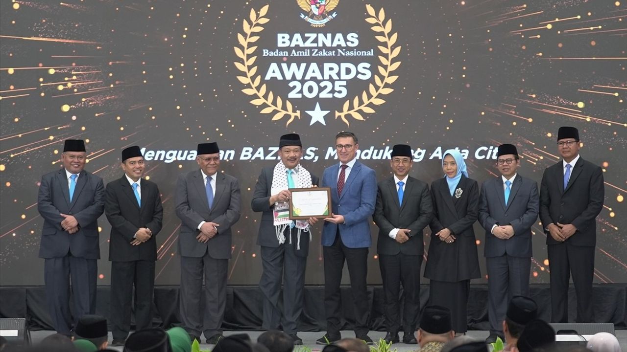 TİKA, Endonezya'da Prestijli Bir Ödül Kazandı