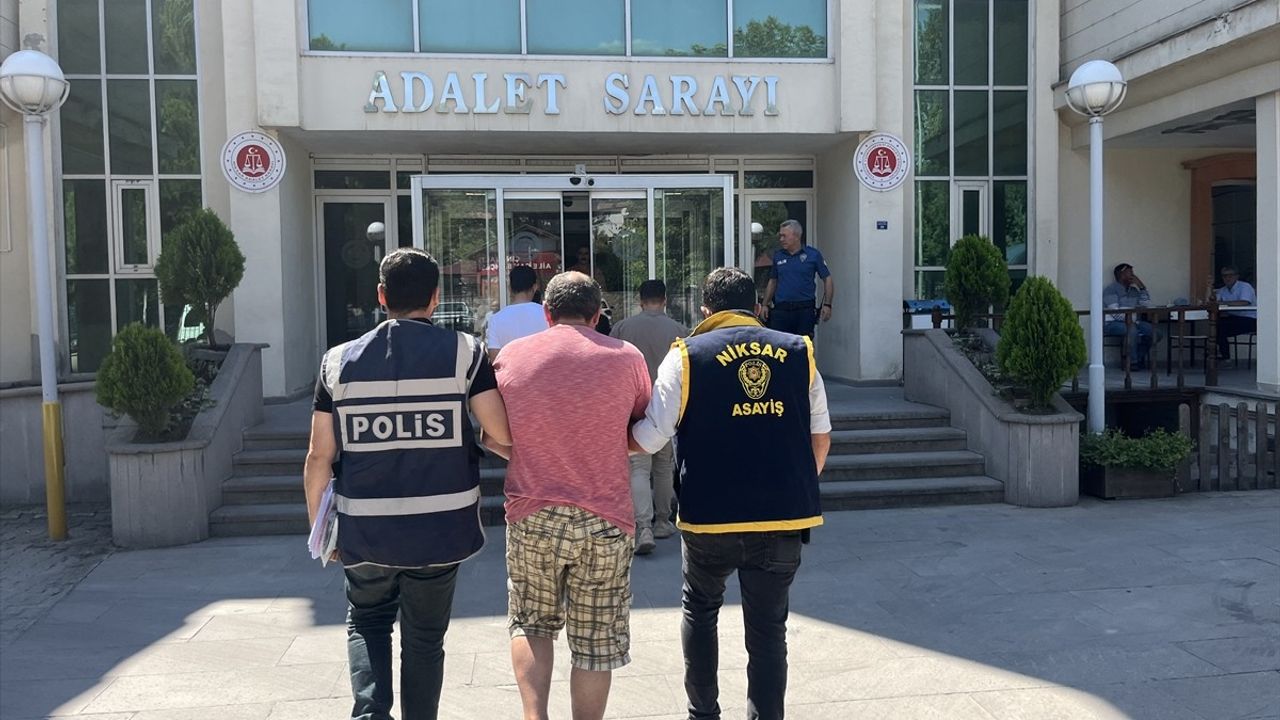 Tokat'ta Sahte Alkol Operasyonu: 178 Litre Ele Geçirildi