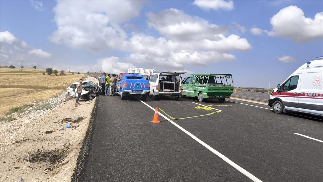 Tokat'ta Trafik Kazası: 4 Kişi Hayatını Kaybetti