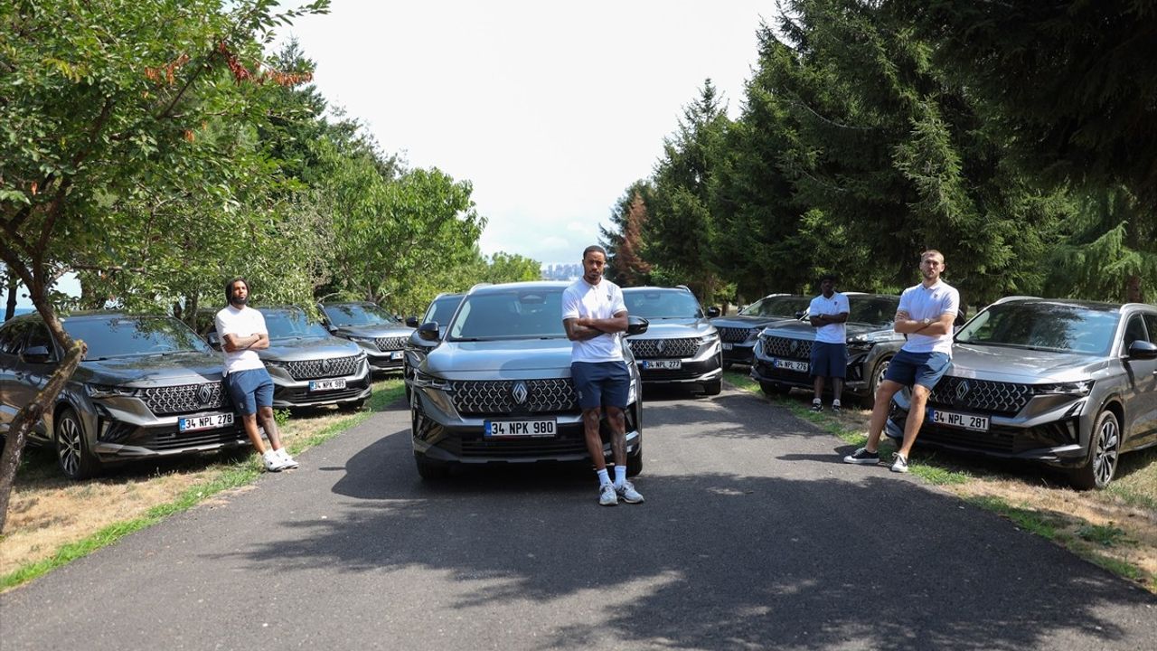 Trabzonspor Basketbol Takımı Yeniköy Motors ile Sponsorluk Anlaşması İmzaladı
