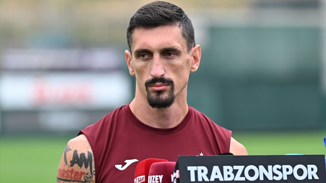 Trabzonspor'un Savunma Oyuncusu Savic, İyi Futbol İçin İyimser