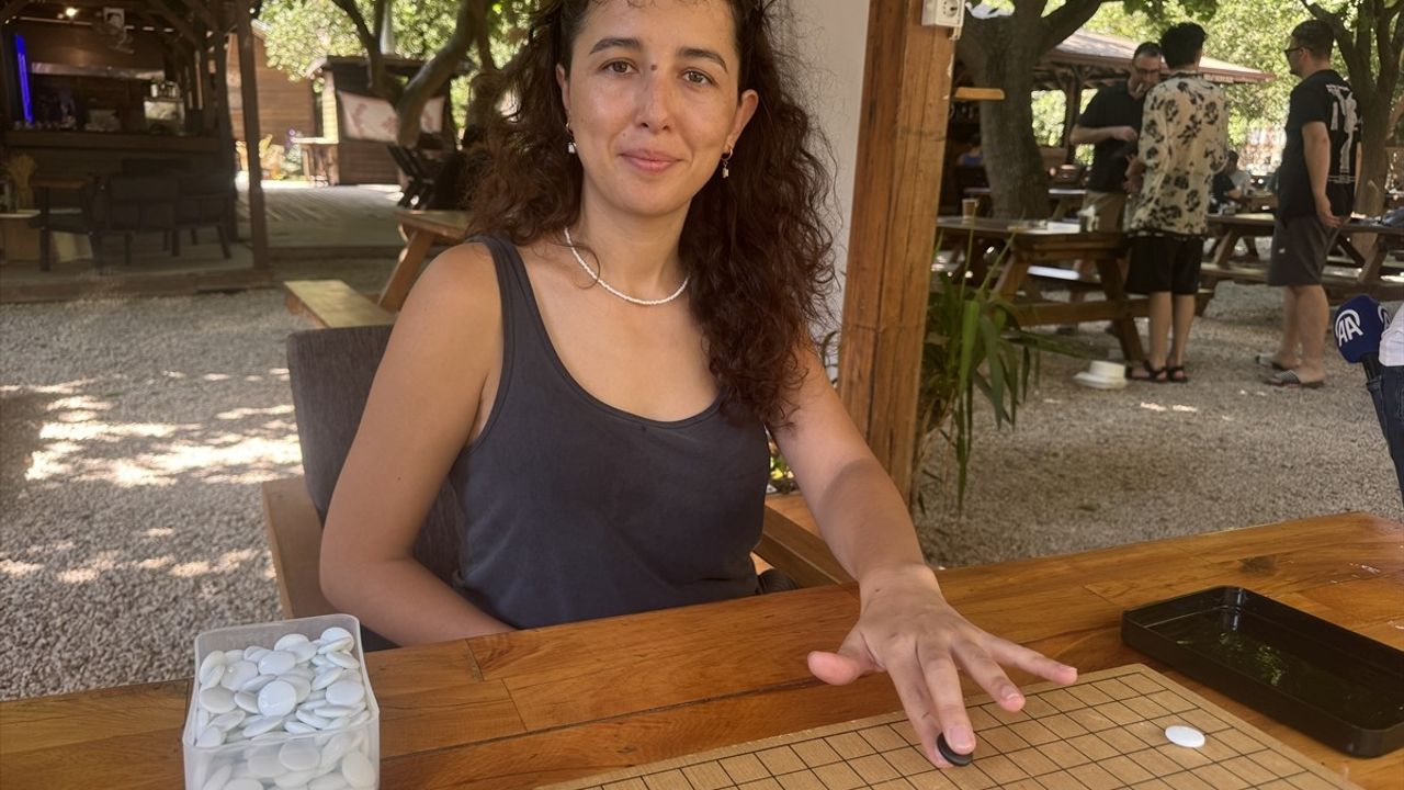 Türkiye'de Go Oyunu Yaygınlaşıyor