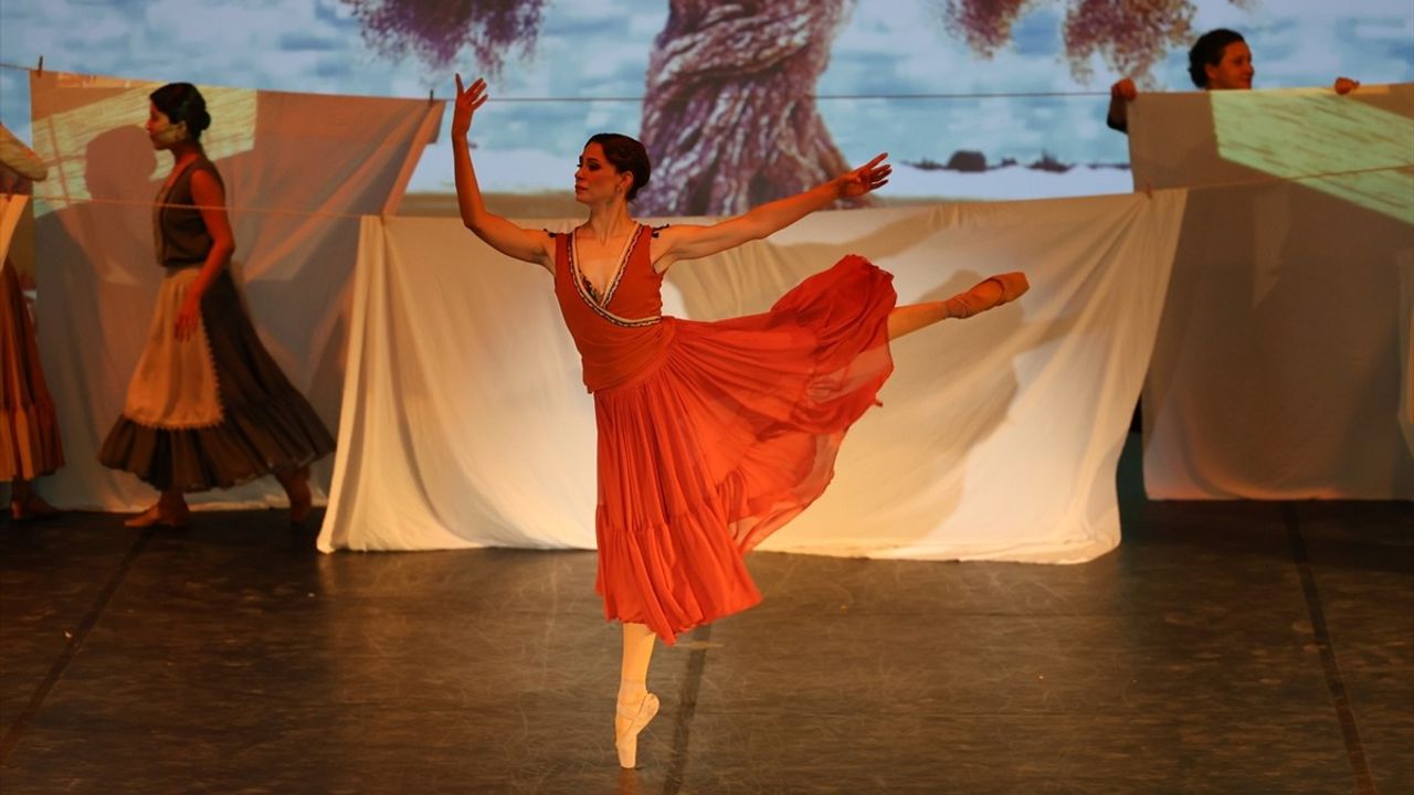 Uluslararası Bodrum Bale Festivali'nde 'Kanlı Düğün' Balesi Sahnelendi