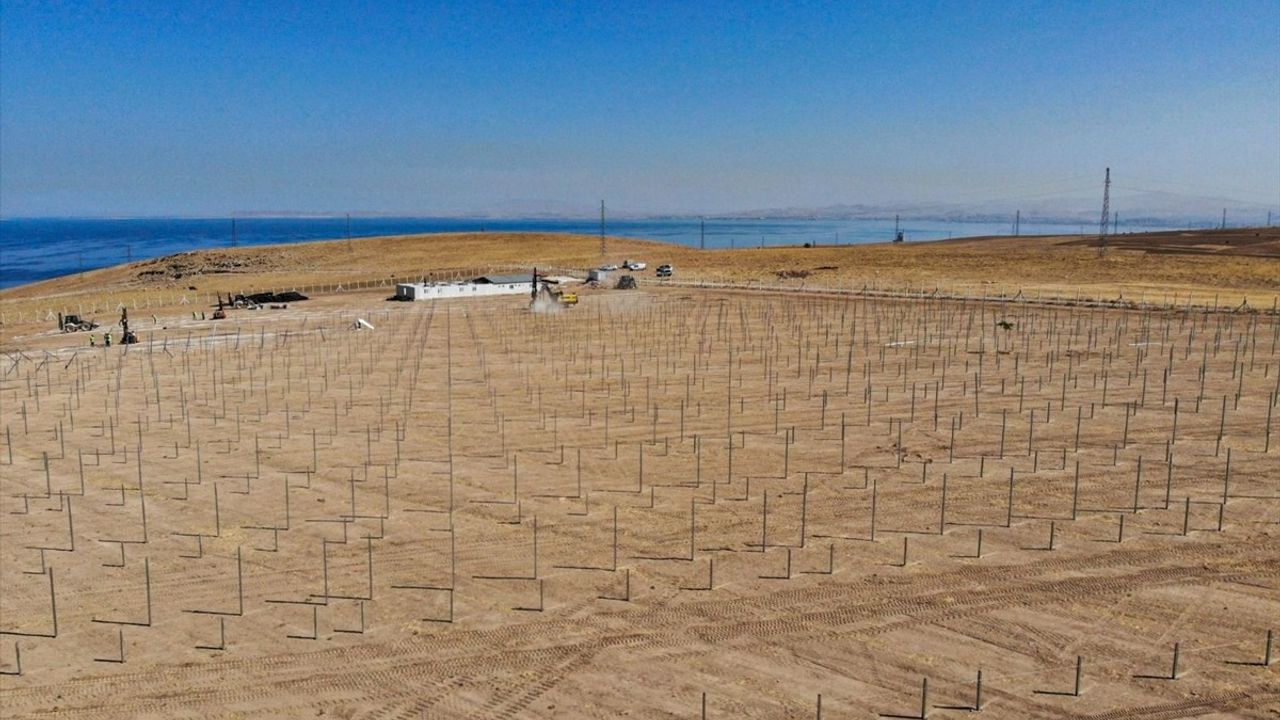 Van'da Güneş Enerjisi Santrali Kuruluyor