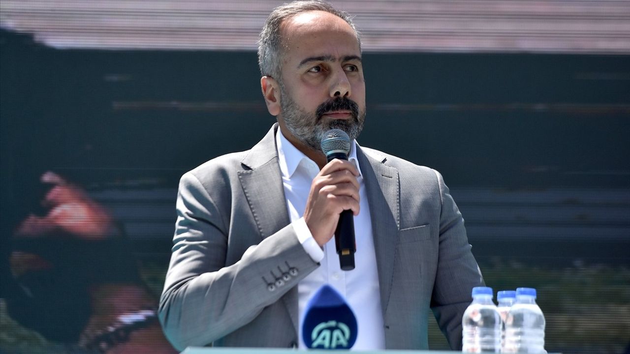 Van'da TÜGVA Yaz Okulu Kapanış Töreni Gerçekleştirildi