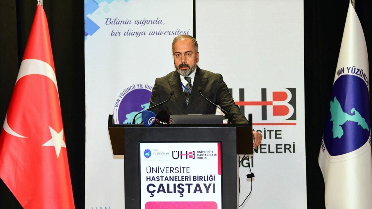 Van'da Üniversite Hastaneler Birliği Çalıştayı Gerçekleştirildi