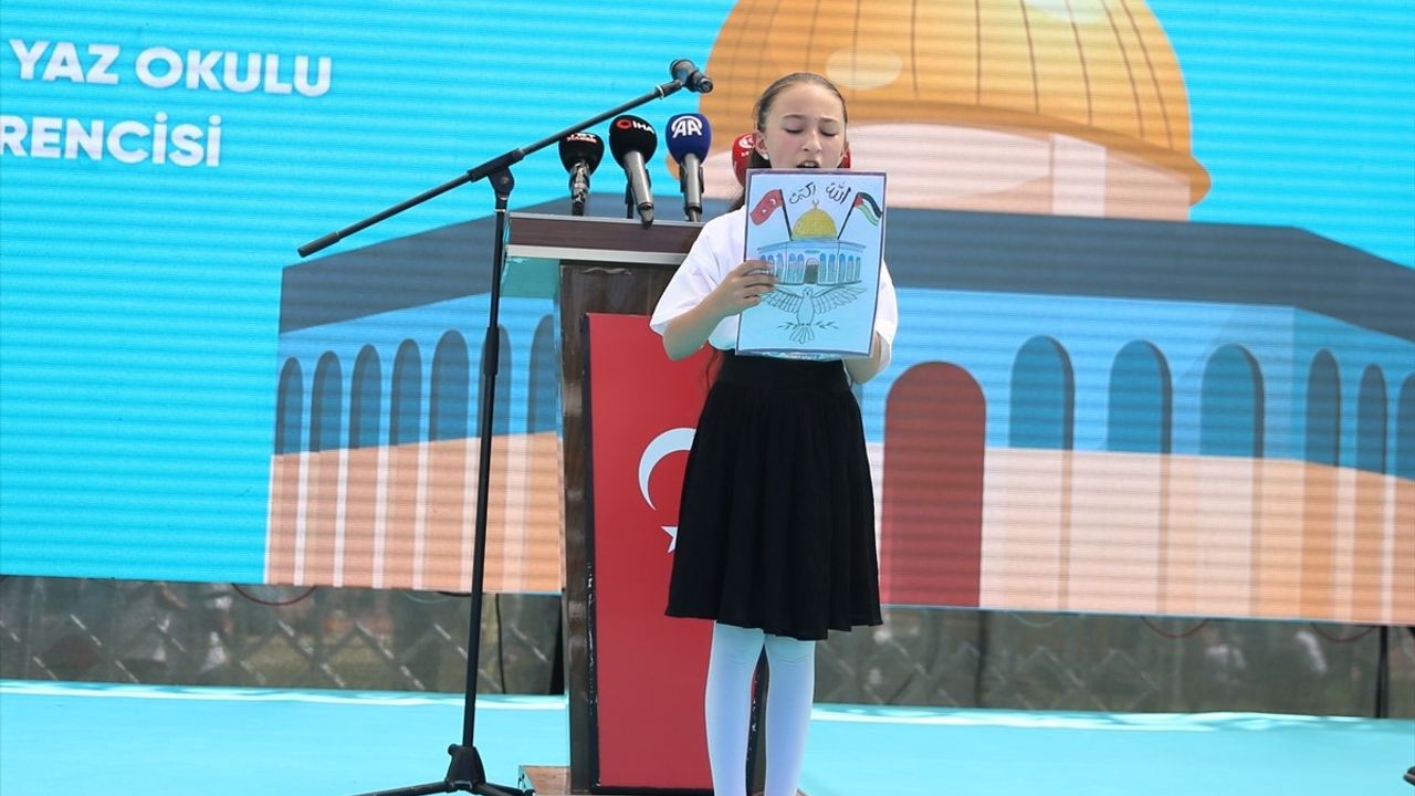 Yaz Okulları Programı'nda Bilal Erdoğan'dan Önemli Mesajlar