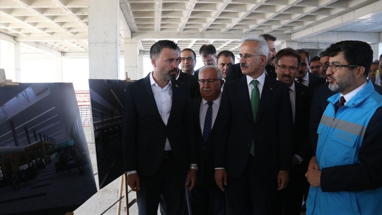 Yozgat Havalimanı İnşaatı İncelendi