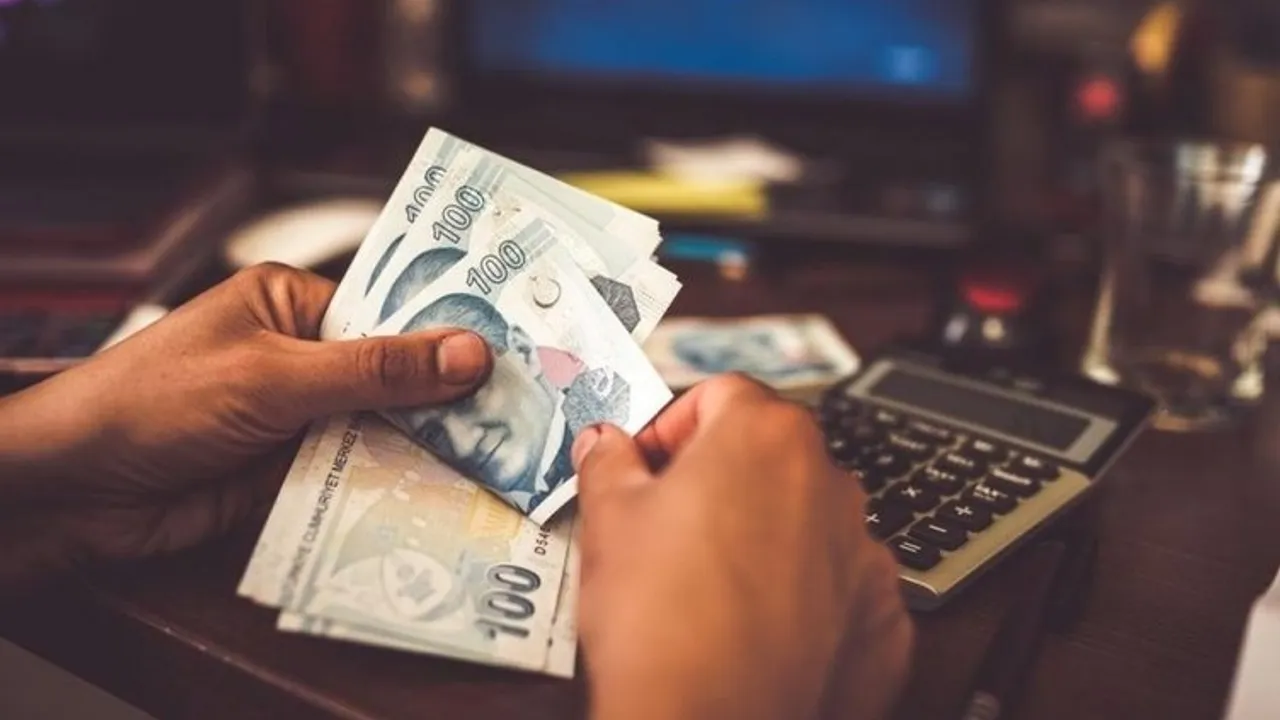 1 Milyon TL'ye Vade Farksız Taksit Fırsatı: Banka Kolları Sıvadı