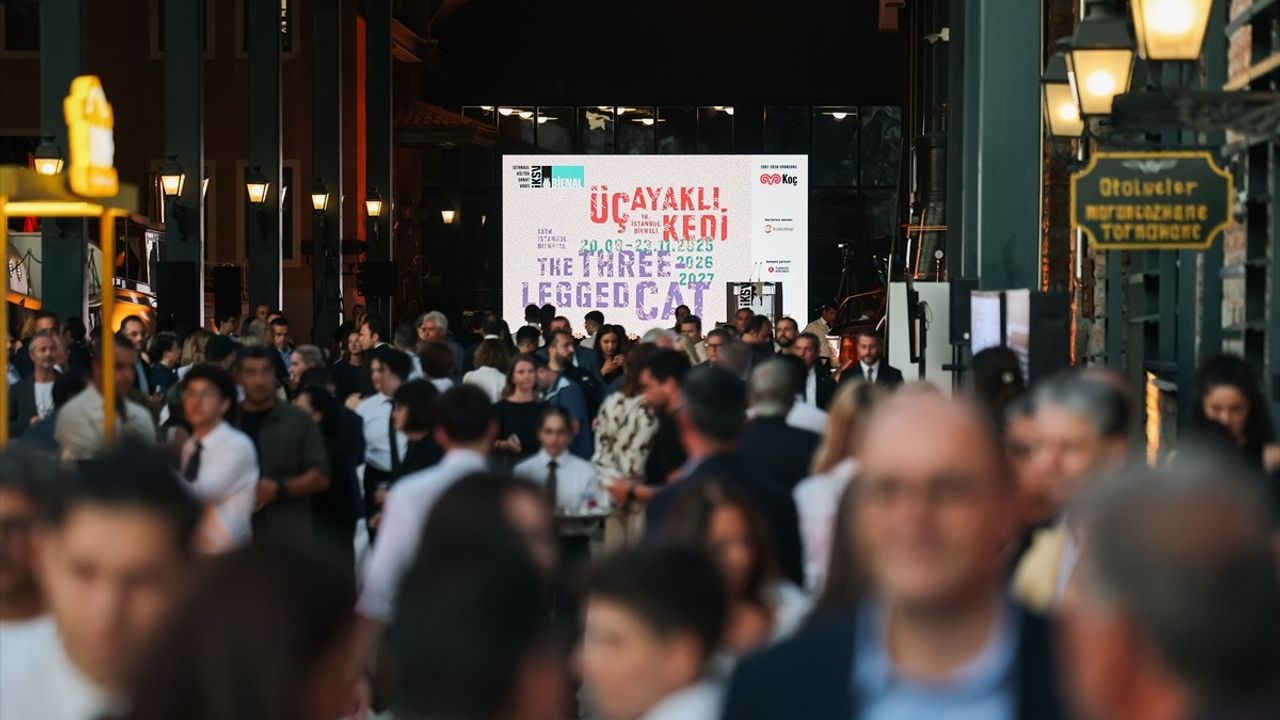 18. İstanbul Bienali Resmi Açılışı Gerçekleşti
