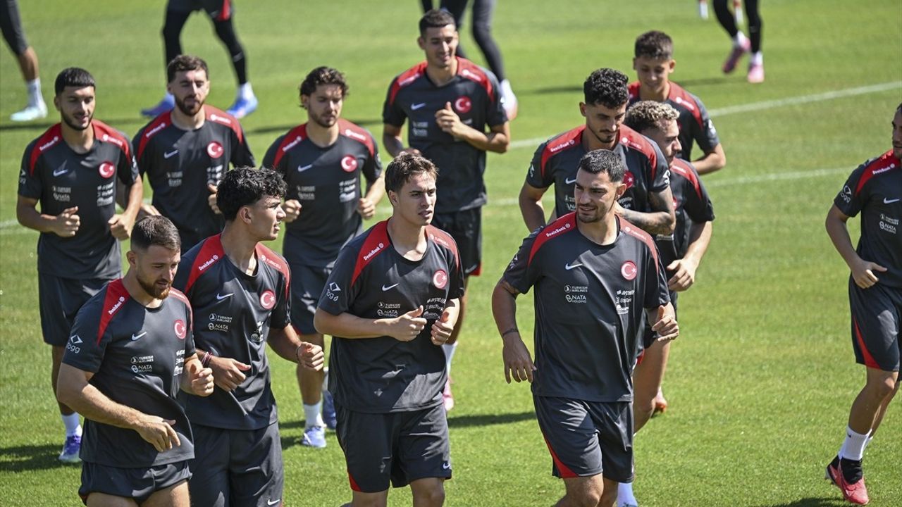 A Milli Futbol Takımı Gürcistan Maçına Hazırlanıyor