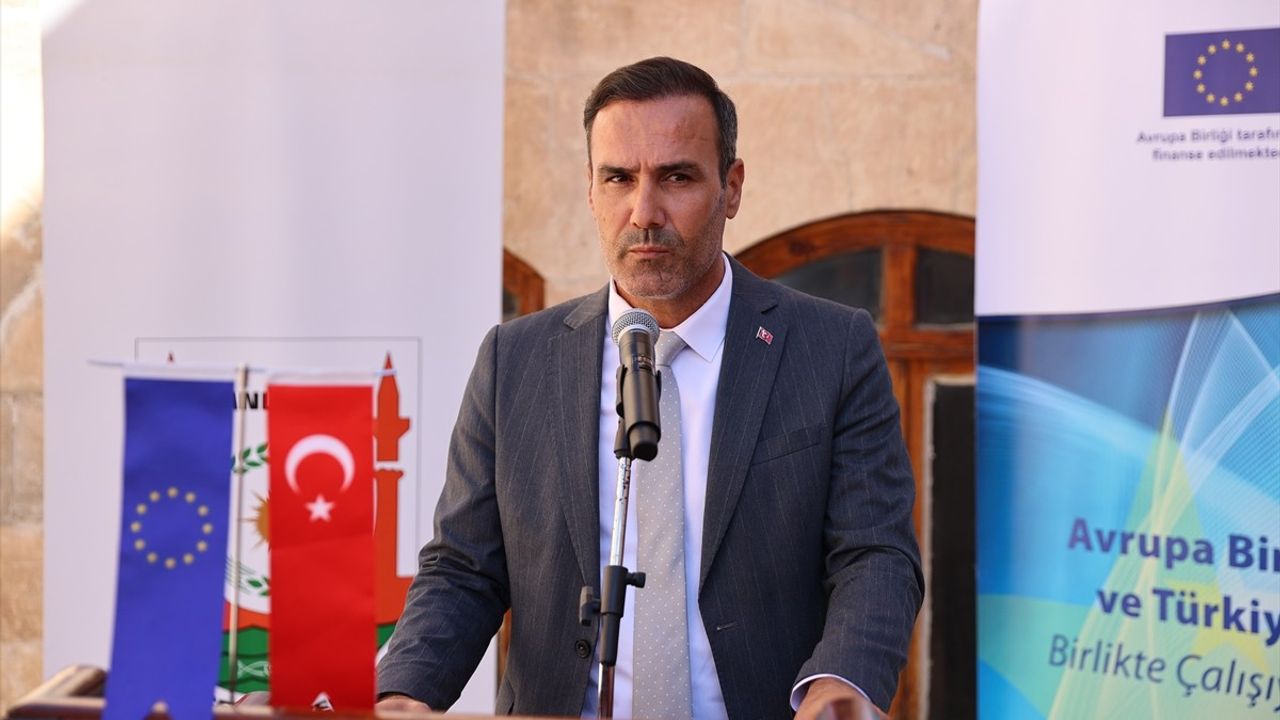 AB Türkiye Delegasyonu Maslahatgüzarı Vilcinskas, Şanlıurfa'da Kültürel Sergi Açılışına Katıldı