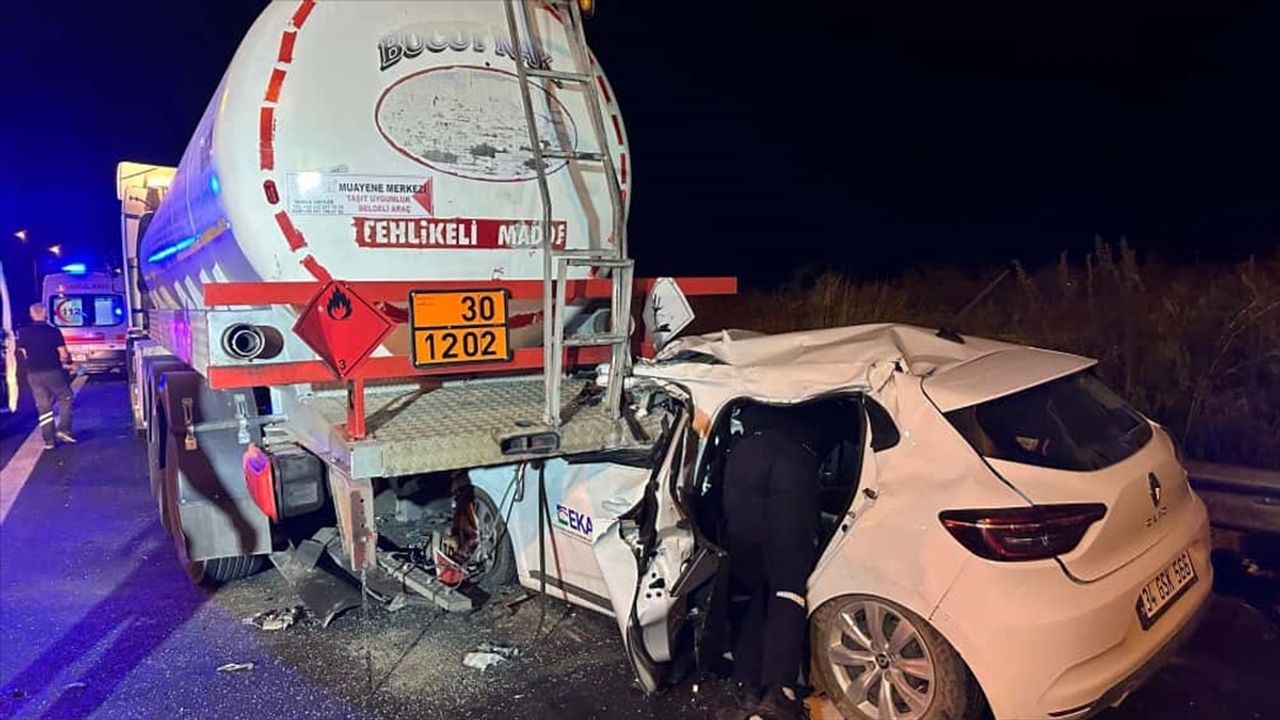 Adana'da Otoyolda Trafik Kazası