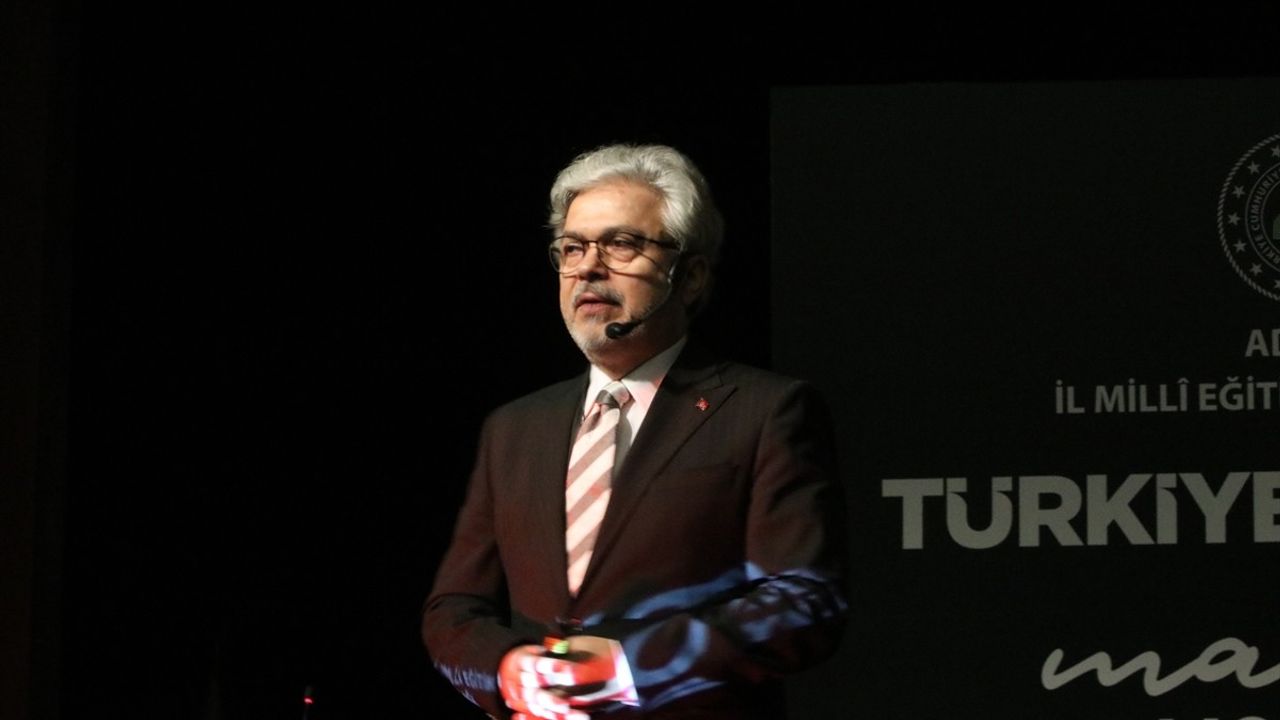 Adana'da Türkiye Yüzyılı Maarif Modeli Buluşmaları Düzenlendi