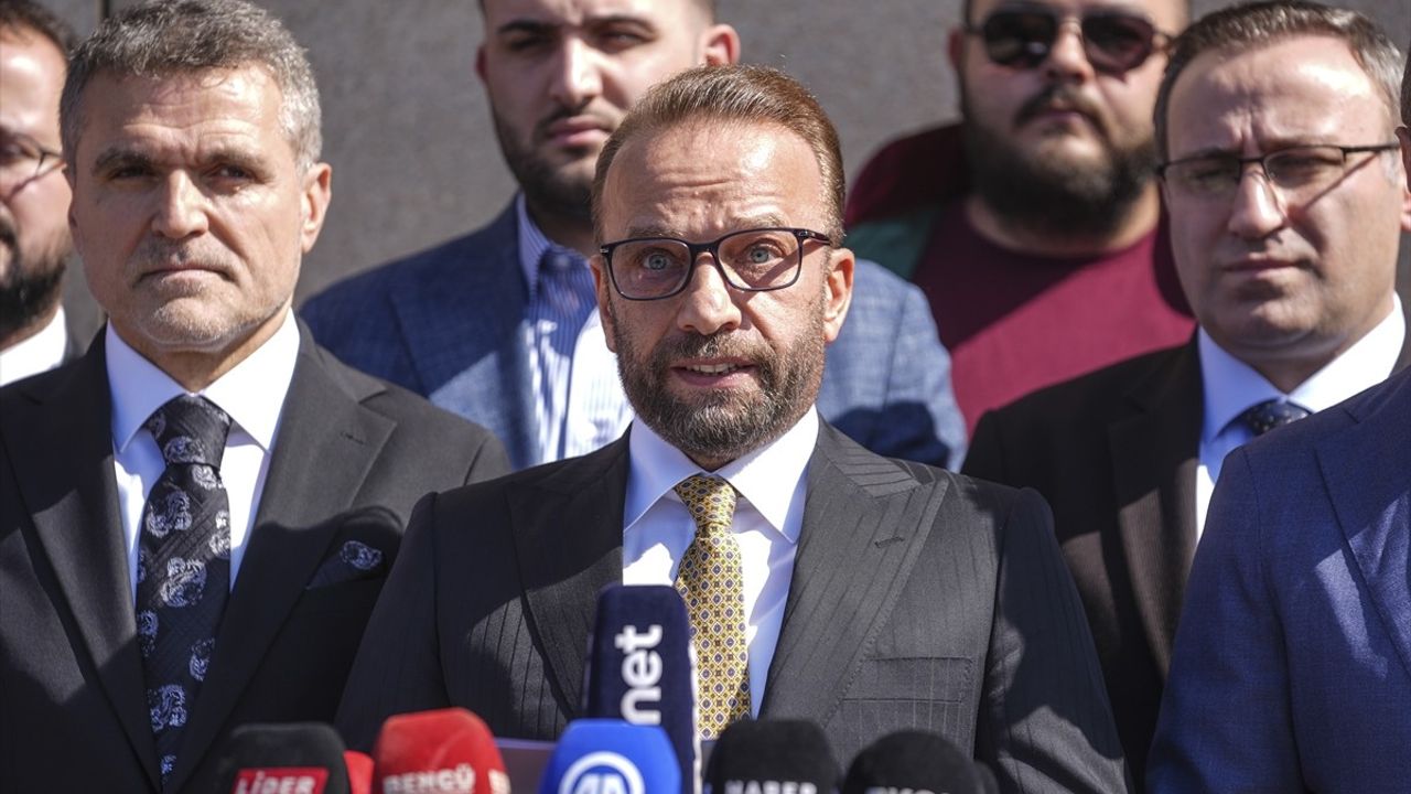AK Parti İstanbul İl Başkanlığı'ndan CHP Genel Başkanı Özgür Özel'e Suç Duyurusu
