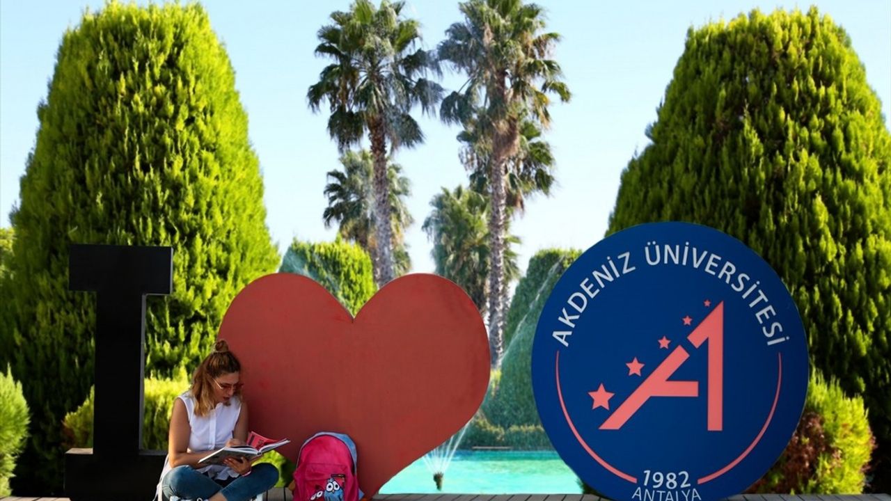 Akdeniz Üniversitesi Kontenjanları Tamamen Dolu