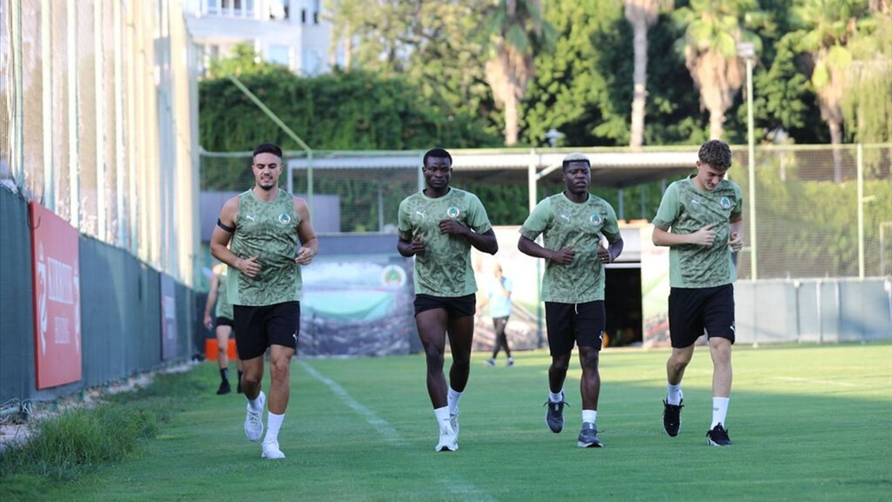 Alanyaspor, Fenerbahçe Maçına Hazırlanıyor