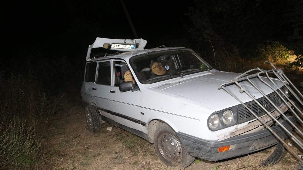 Amasya'da Ağaçlara Çarpan Otomobil Kazası