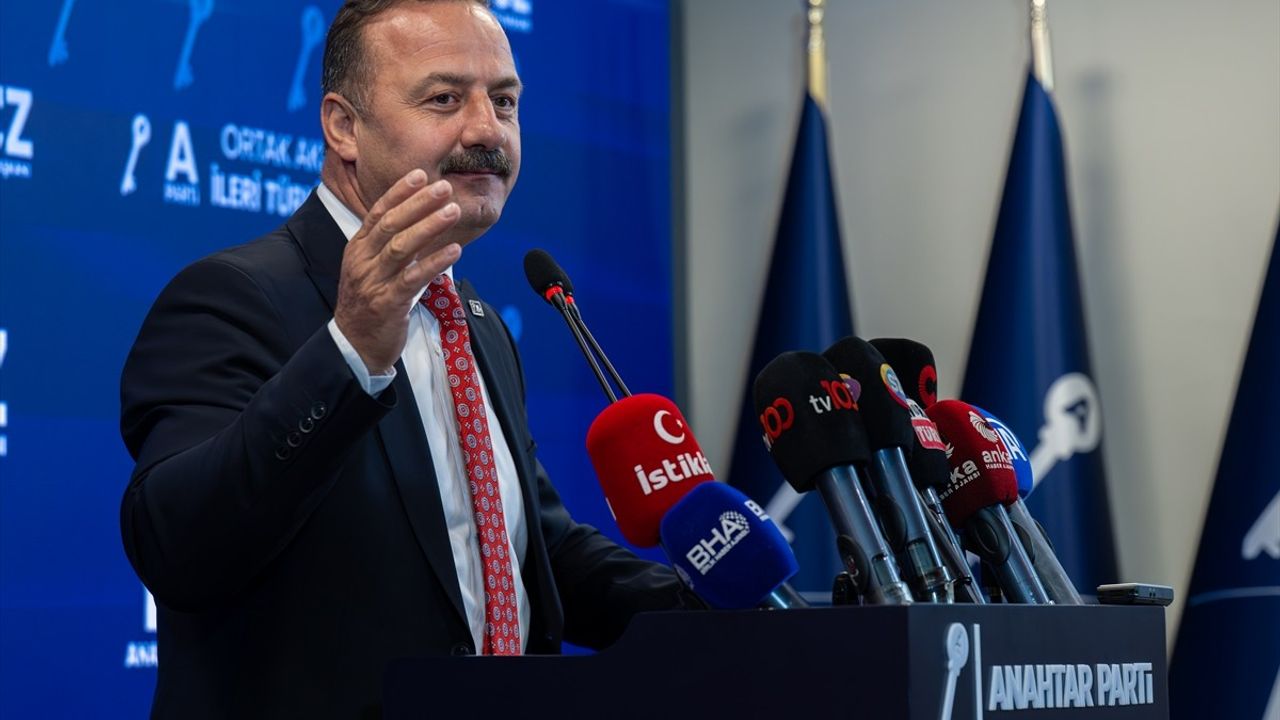 Anahtar Parti Genel Başkanı Ağıralioğlu'ndan CHP Açıklaması