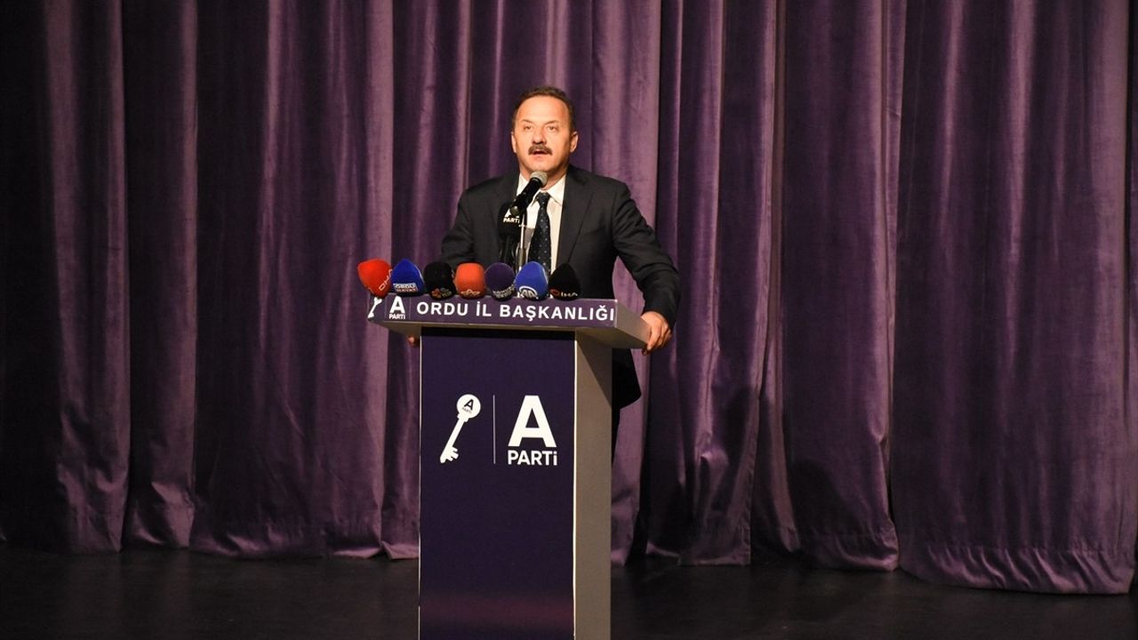 Anahtar Parti Genel Başkanı Ağıralioğlu, Ordu'da Halk Buluşması Düzenledi