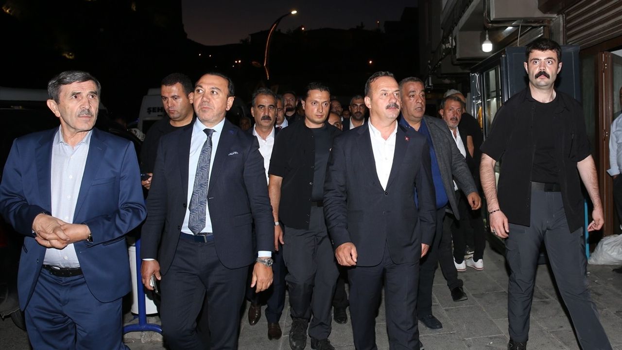 Anahtar Parti Genel Başkanı Yavuz Ağıralioğlu'ndan Bitlis'te İl Başkanlığı Açılışı