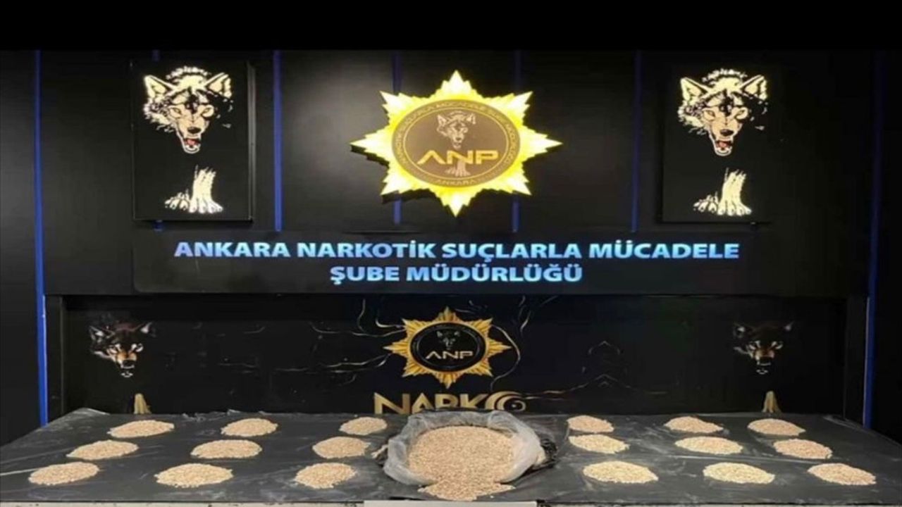 Ankara'da Uyuşturucu Hap Operasyonu: 100 Bin 725 Ele Geçirildi