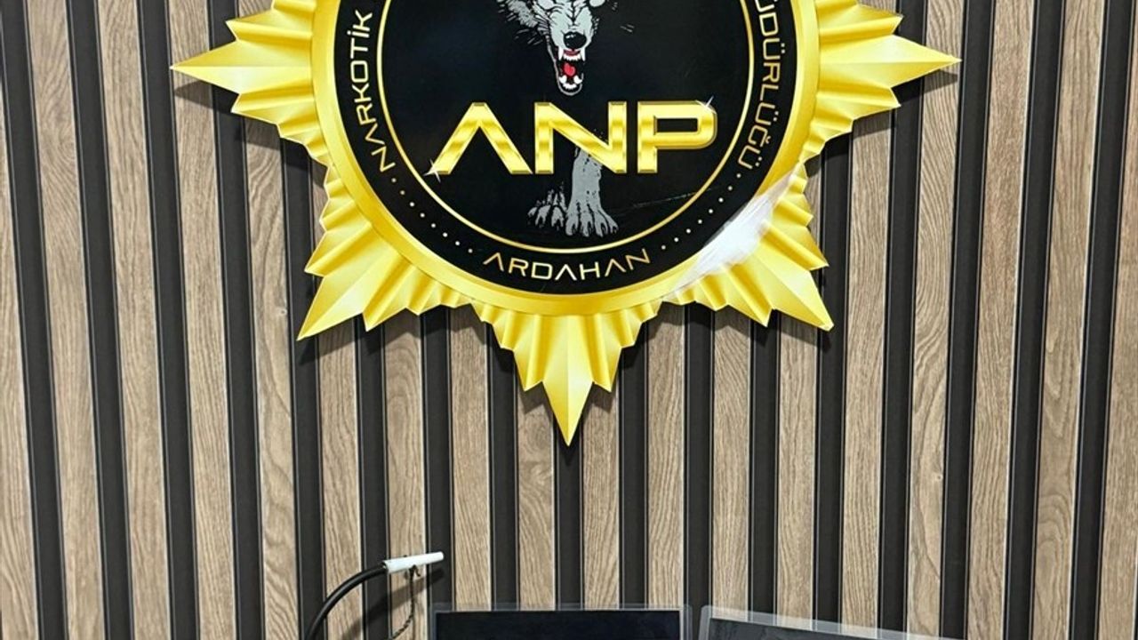 Ardahan'da Uyuşturucu Operasyonu: 3 Zanlı Tutuklandı