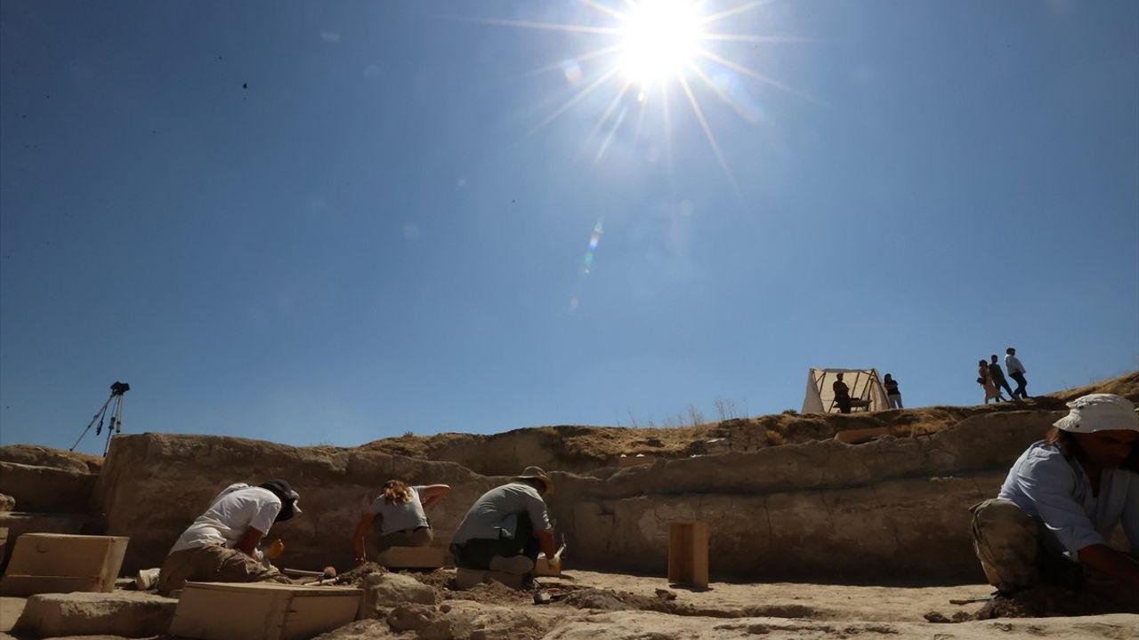 Arslantepe'de Anadolu'nun İlk Şehir Devletinin Sırları Ortaya Çıkıyor