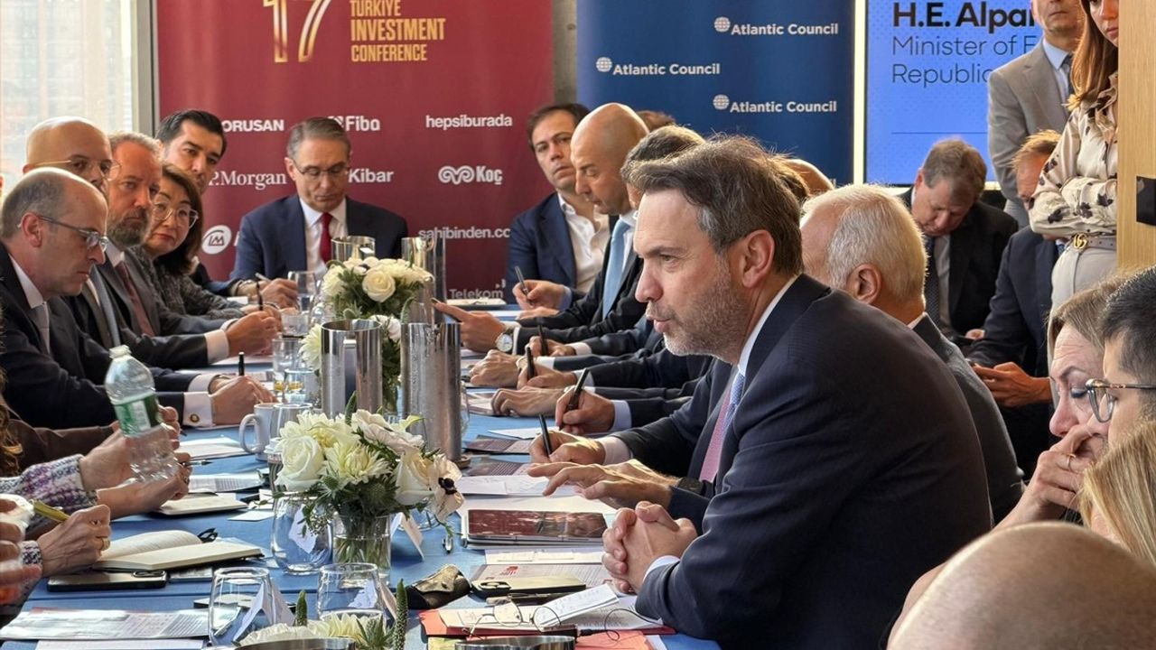 Bakan Alparslan Bayraktar'dan ABD'li Yatırımcılara Çağrı
