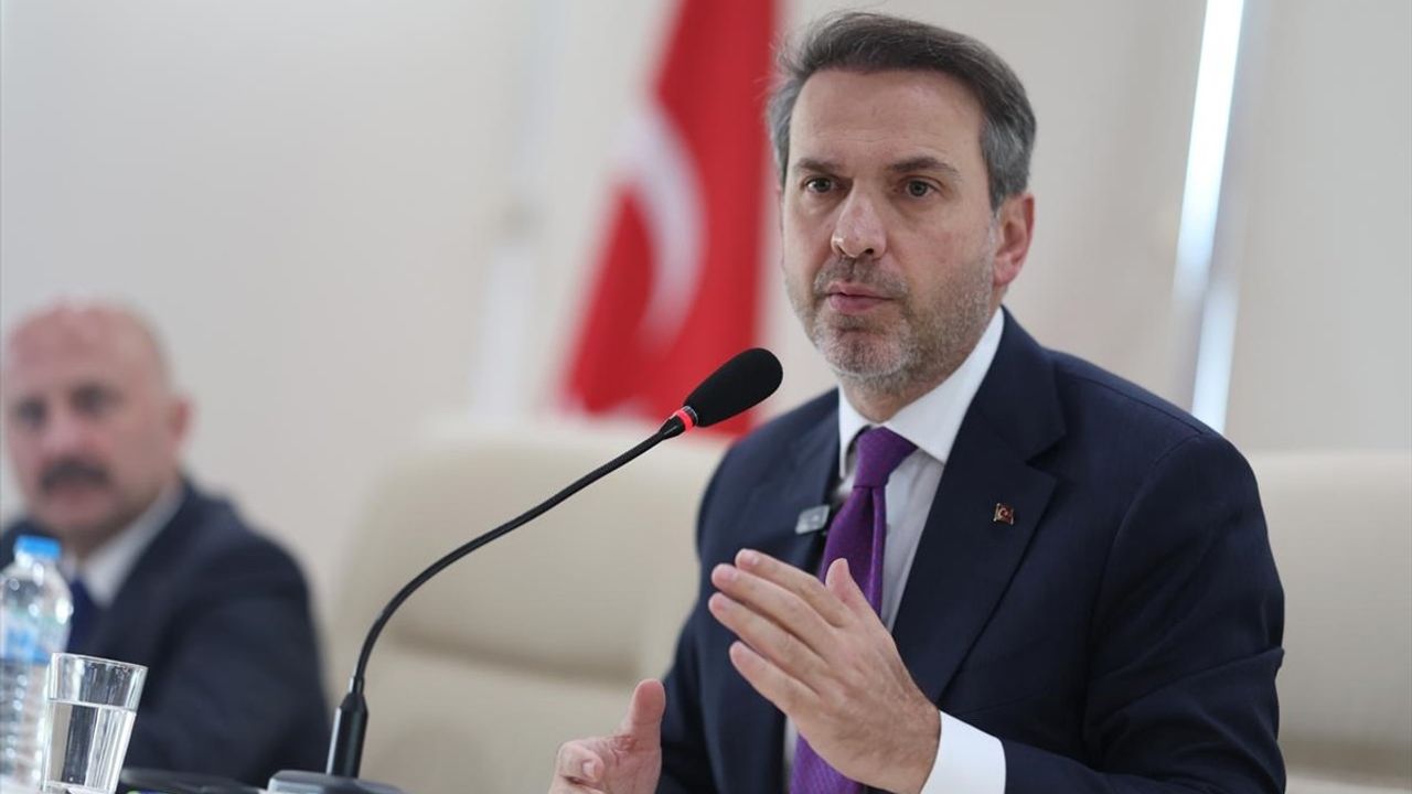 Bakan Bayraktar Adıyaman'da Enerji ve Tarım Alanındaki Hedefleri Açıkladı