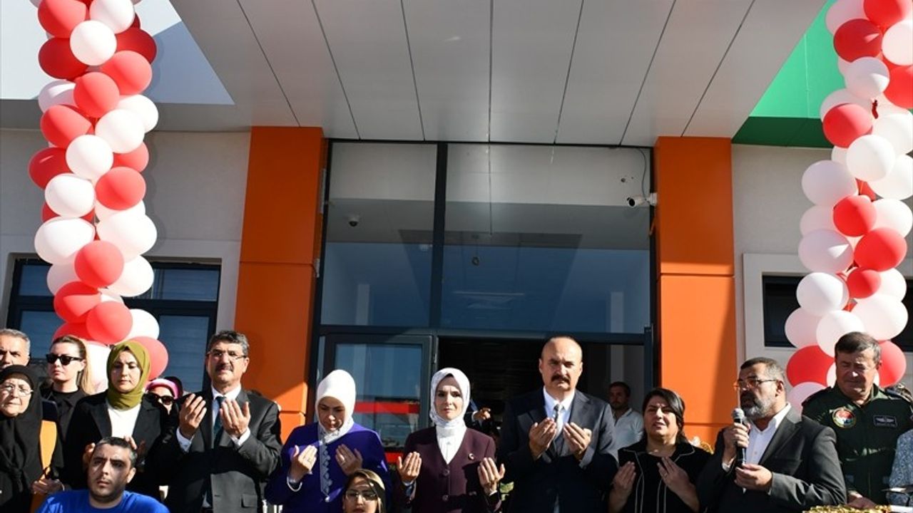 Bakan Göktaş: 'Engelli Hizmetleri ile Geleceğe Güvenle Bakıyoruz'