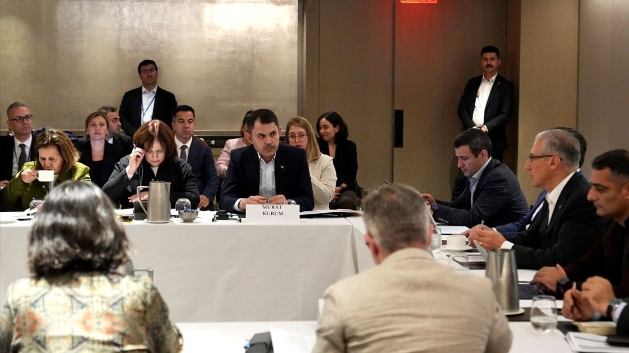 Bakan Kurum, Türkiye'nin COP31 Adaylığı İçin Önemli Görüşmeler Gerçekleştirdi