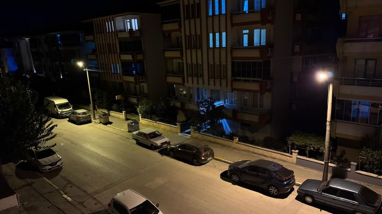 Balıkesir'de 4,9 Büyüklüğünde Deprem Meydana Geldi