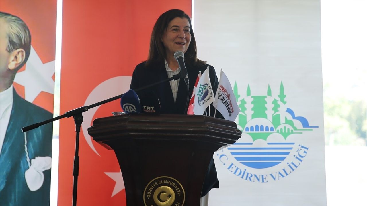 Balkanlardan Gelen Öğrenciler Edirne'de Misafir Ediliyor