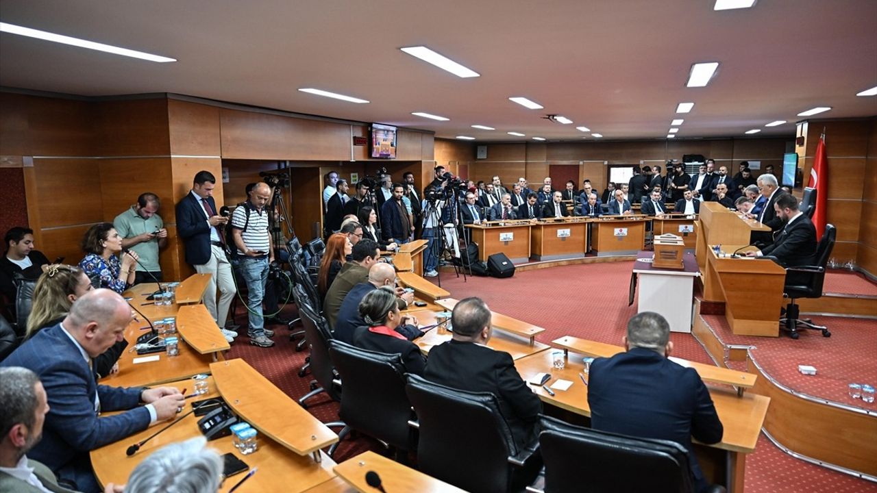 Bayrampaşa'da Başkan Vekilliği Seçiminde Kura ile İbrahim Kahraman Belirlendi