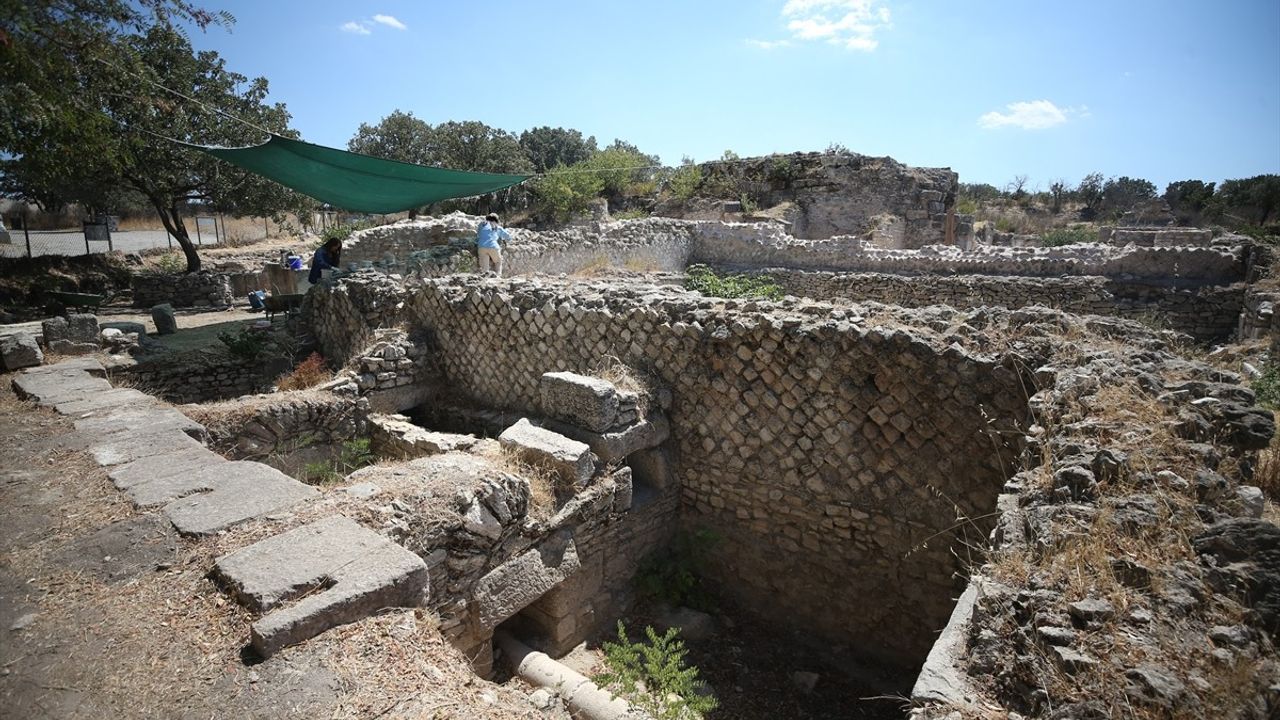 Çanakkale'deki Alexandria Troas Antik Kenti'nde Odeon ve Çarşı Kazıları Başlıyor