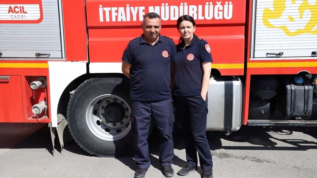 Çankırı'da İtfaiyeci Çift Alevlere Karşı Birlikte Mücadele Ediyor