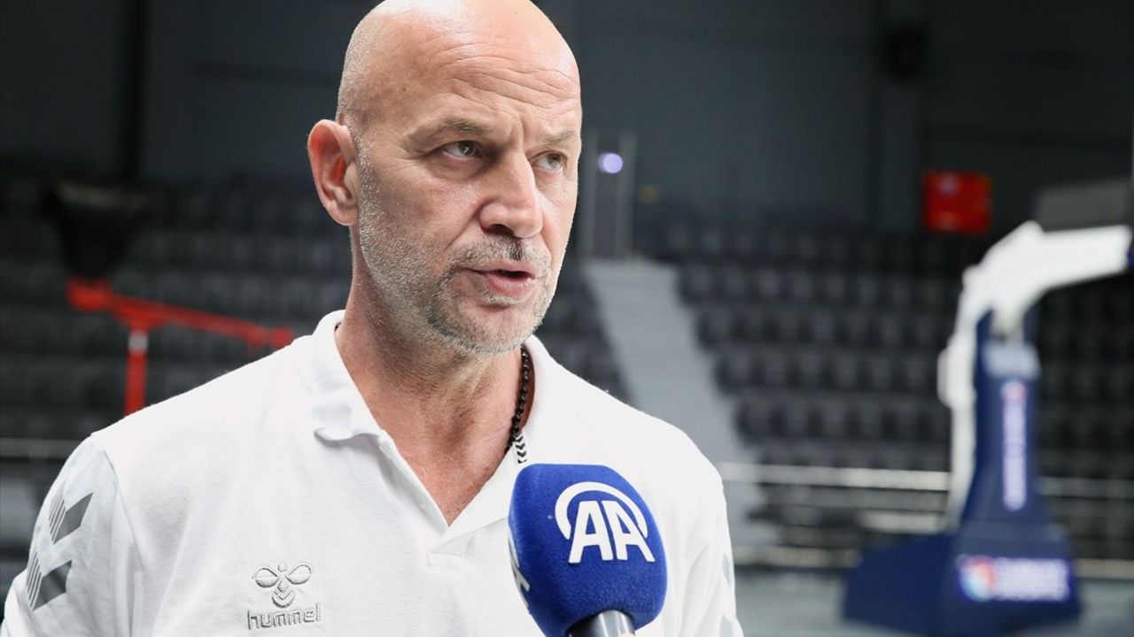 Çayırova Belediyesi Basketbol Süper Lig Hedefinde İddialı Kadro ile Sezona Giriyor